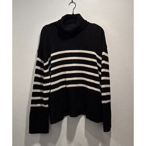 Gap Size Small 24/7 Split Hem Black White Oversized Knit Turtleneck Sweater